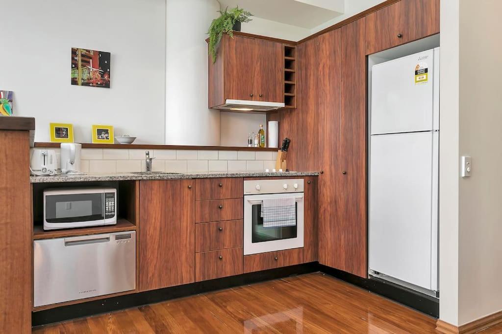 Spacious One Bedroom Apartment On Princes Wharf Auckland Eksteriør bilde
