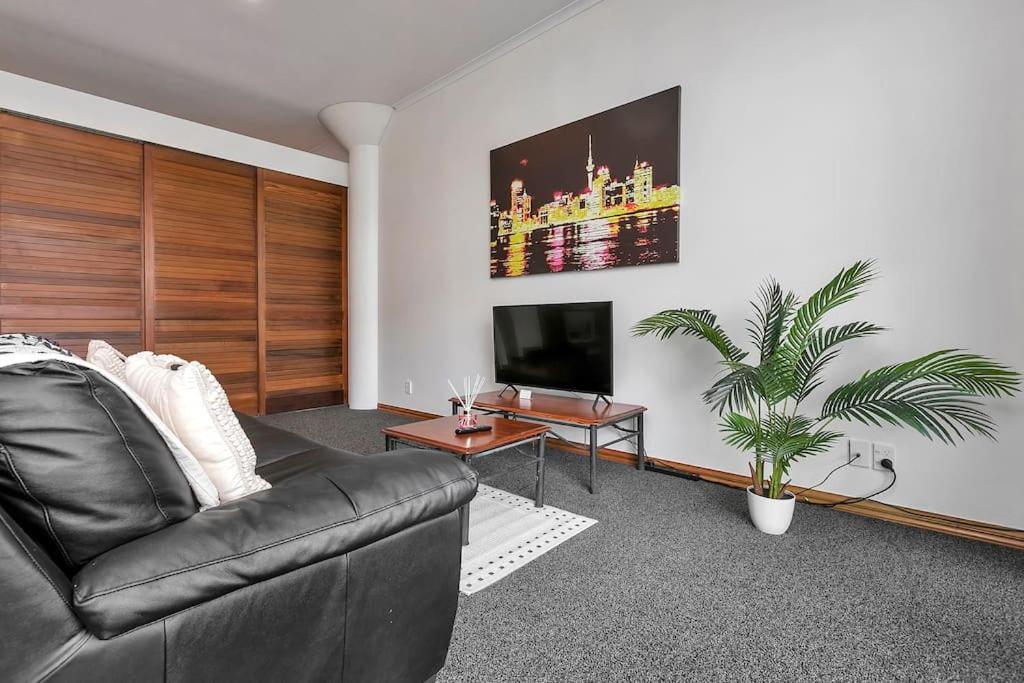 Spacious One Bedroom Apartment On Princes Wharf Auckland Eksteriør bilde