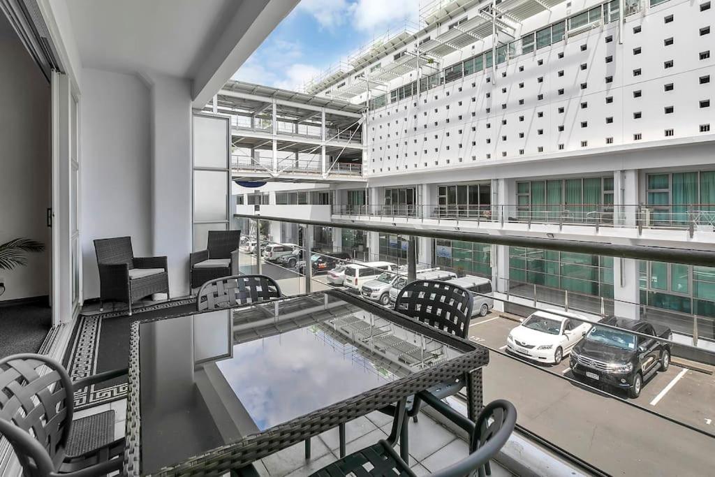 Spacious One Bedroom Apartment On Princes Wharf Auckland Eksteriør bilde